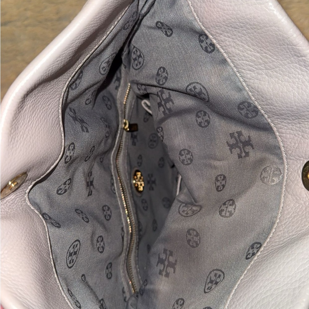 Tory Burch bag - Picture 7 of 8